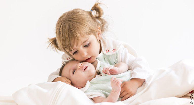 Geschwister im Babyschlafsack von ziZzz